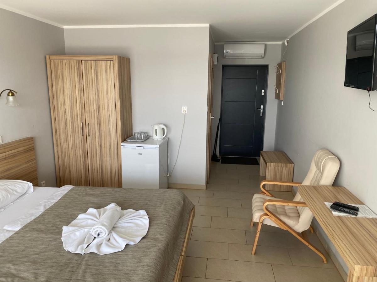 Pensjonat Dlugie Nowicki Rooms & Apartments מראה חיצוני תמונה