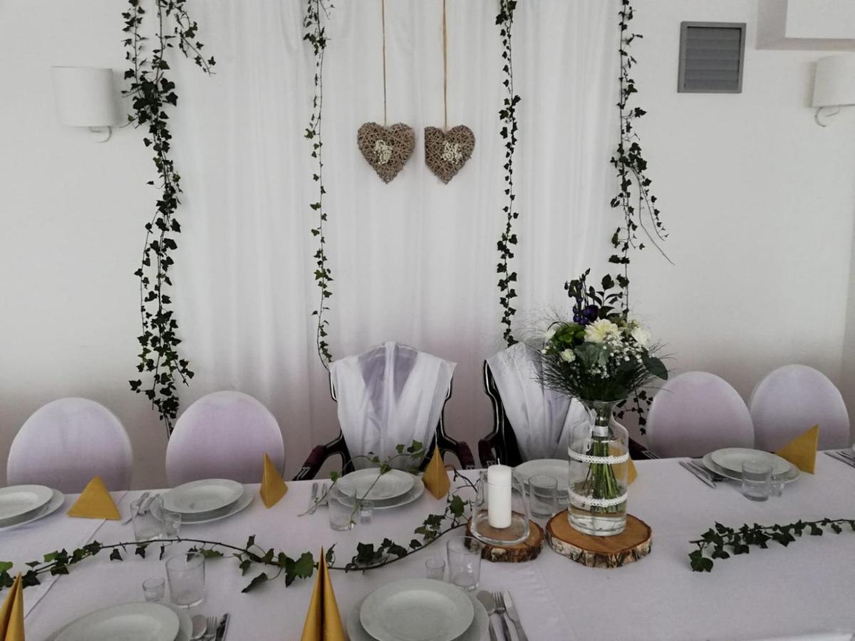 Pensjonat Dlugie Nowicki Rooms & Apartments מראה חיצוני תמונה
